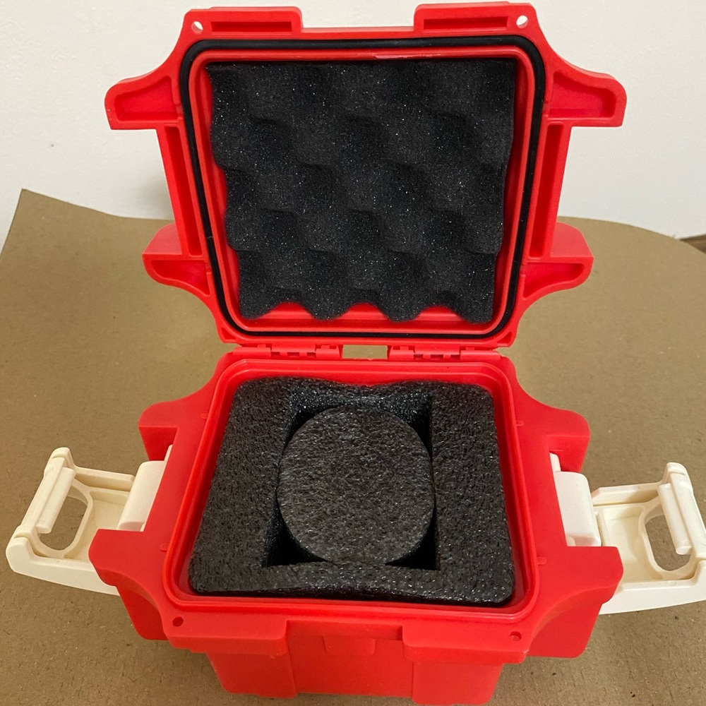 Invicta Watch Box - Picture 2 of 2